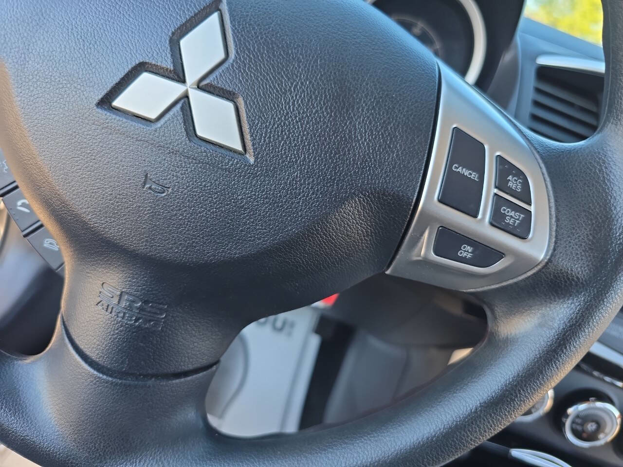 Used 2016 Mitsubishi Lancer ES image 28