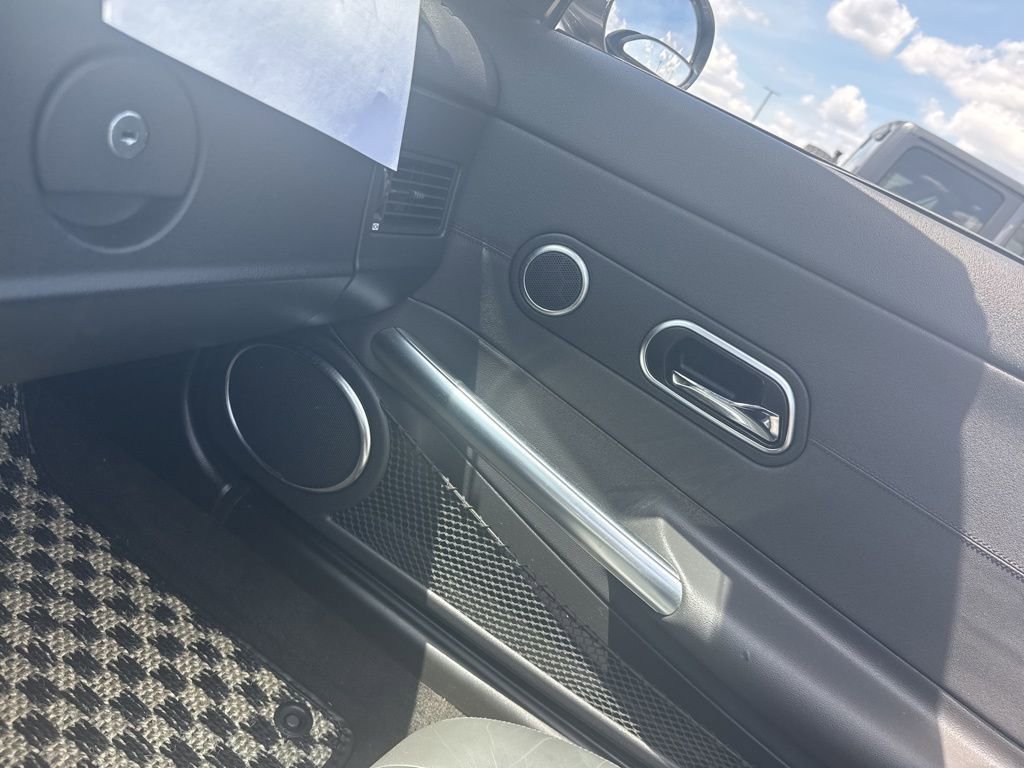 Used 2005 Chrysler Crossfire Limited RWD image 14