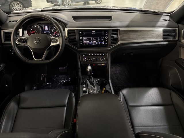 Certified 2021 Volkswagen Atlas Cross Sport SE w/ Panoramic Sunroof Package AWD/4WD image 26