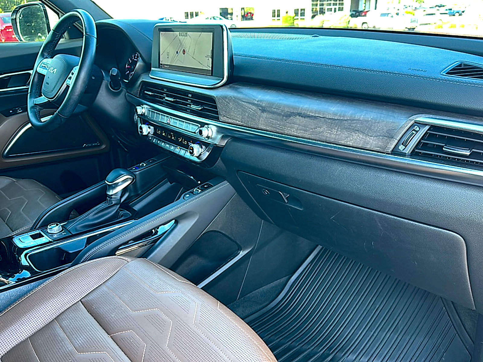 Used 2022 Kia Telluride SX w/ SX Prestige Package image 23