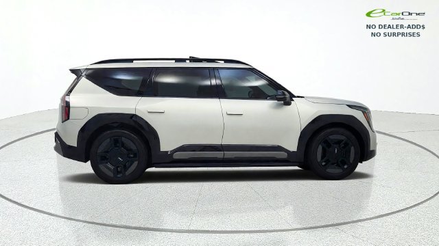 Used 2024 Kia EV9 GT-Line AWD/4WD image 9