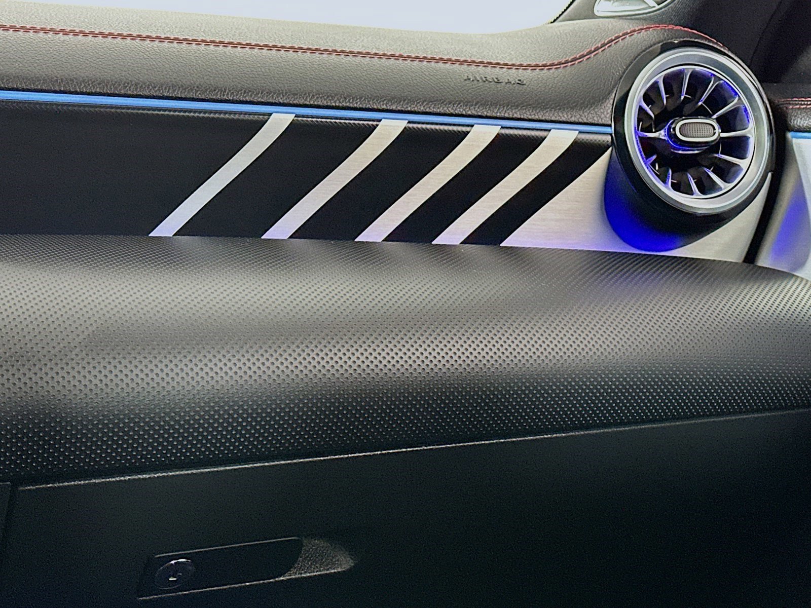 Used 2024 Mercedes-Benz CLA 35 AMG CLA 35 AMG Exclusive 4MATIC image 16