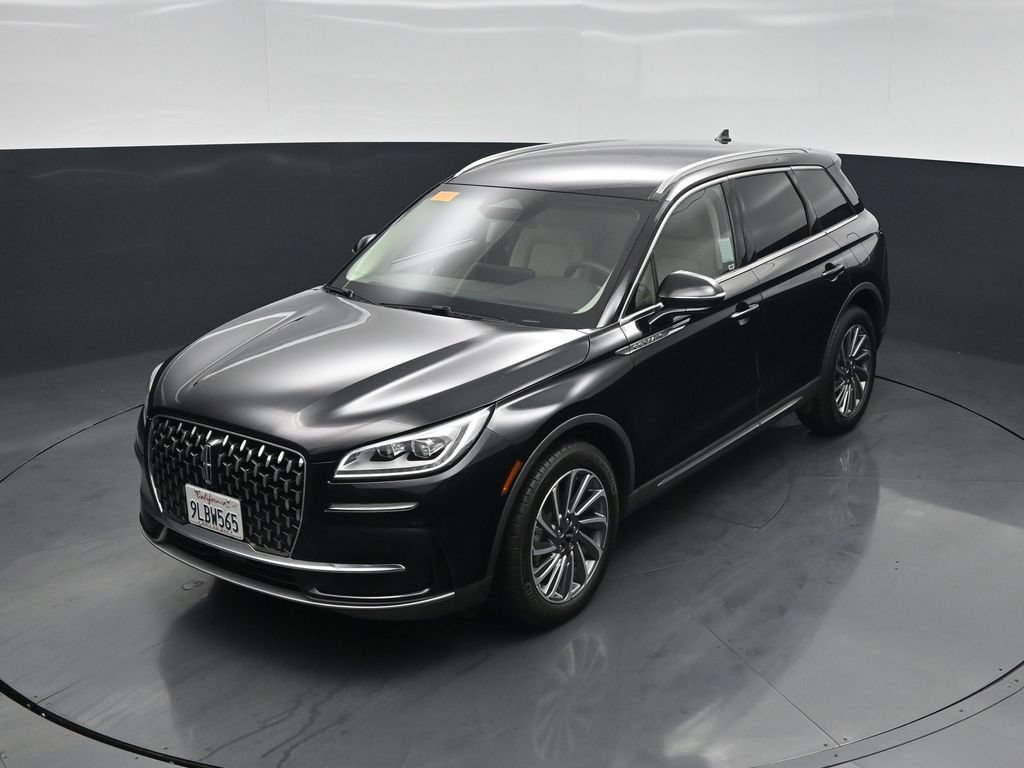 Used 2023 Lincoln Corsair Reserve w/ Equipment Group 201A FWD image 32