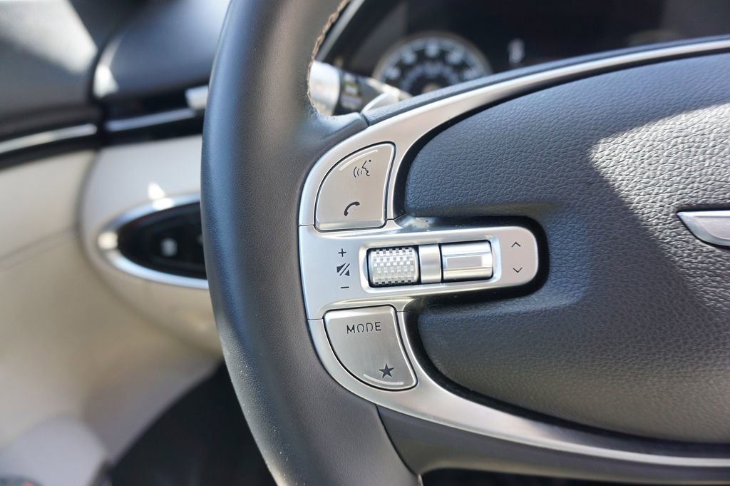 Used 2023 Genesis GV70 2.5T Advanced w/ Advanced Package image 8