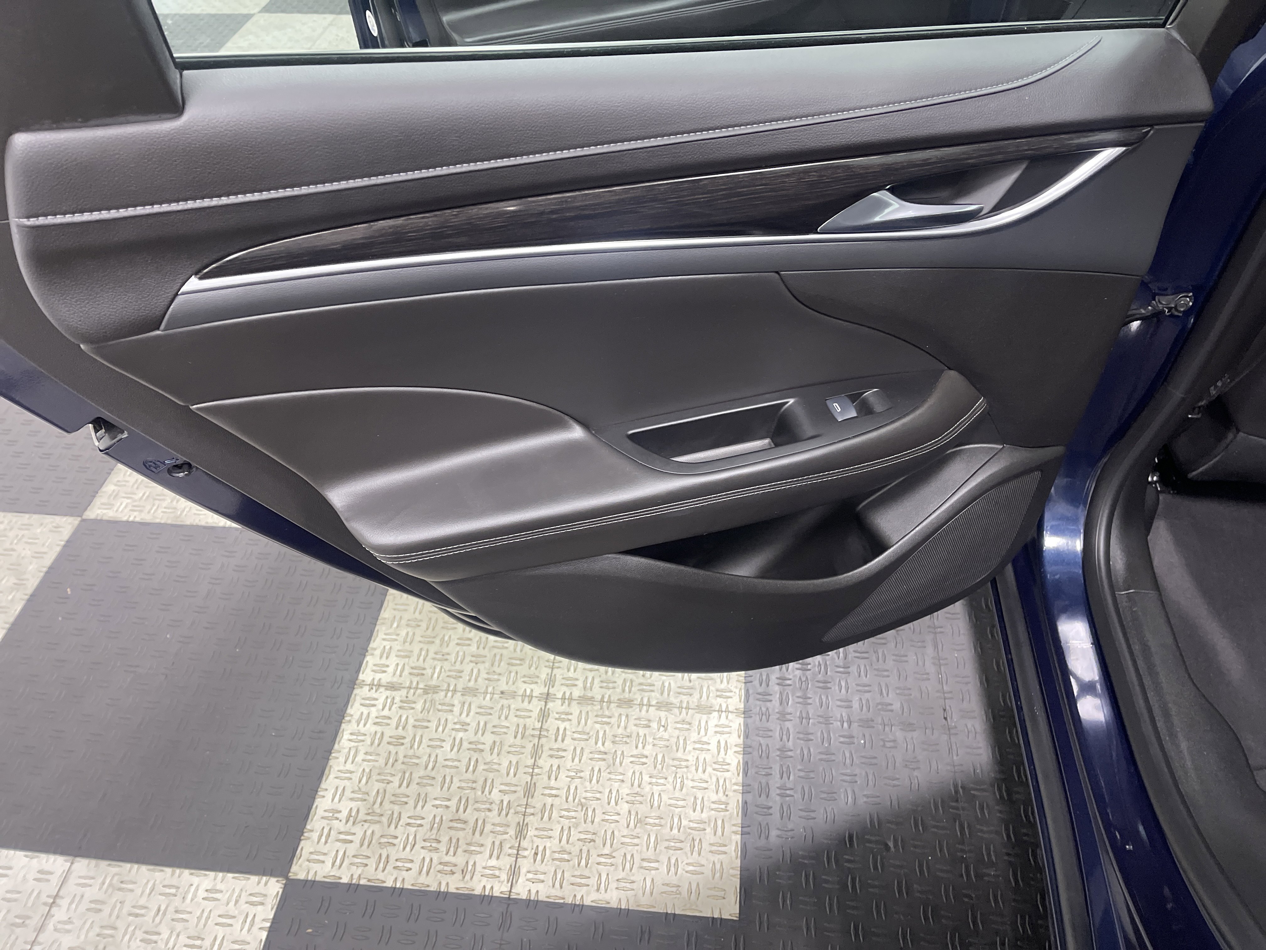 Used 2017 Buick LaCrosse Premium w/ Sun and Shade Package FWD image 15