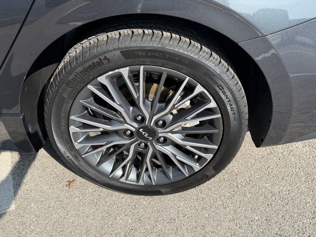 Used 2024 Kia Forte GT-Line w/ GT-Line Premium Package FWD image 9