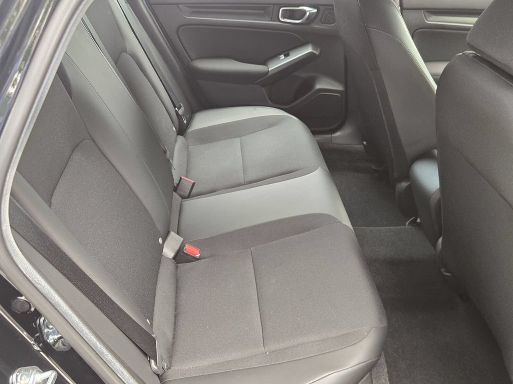 Used 2025 Honda Civic Sport image 16