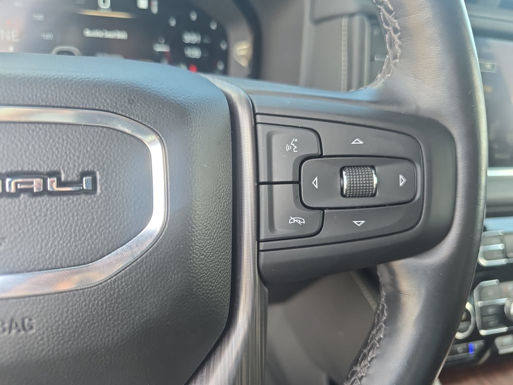 Used 2024 GMC Yukon Denali Ultimate AWD/4WD image 19
