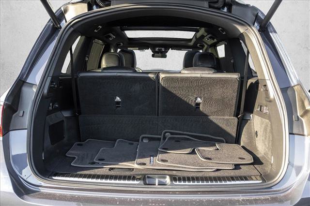 Used 2025 Mercedes-Benz GLS 580 4MATIC image 24