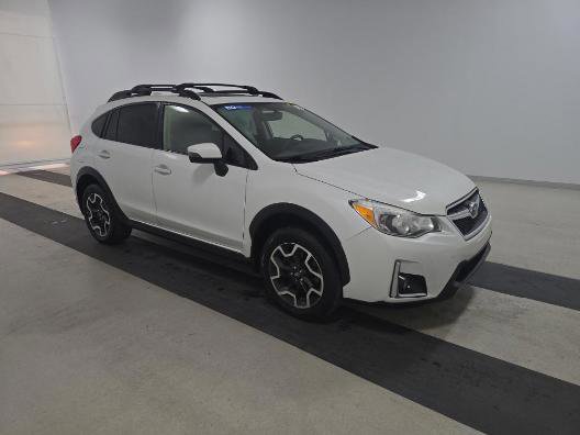 Used 2017 Subaru Crosstrek 2.0i Limited AWD/4WD image 3
