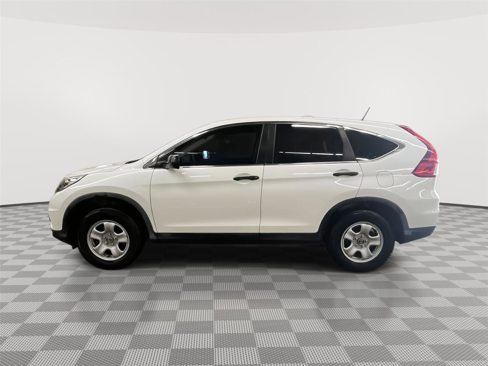 Used 2015 Honda CR-V LX image 8