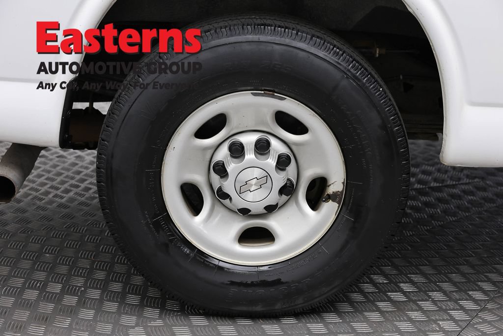 Used 2019 Chevrolet Express 2500 w/ Safety Package RWD image 29