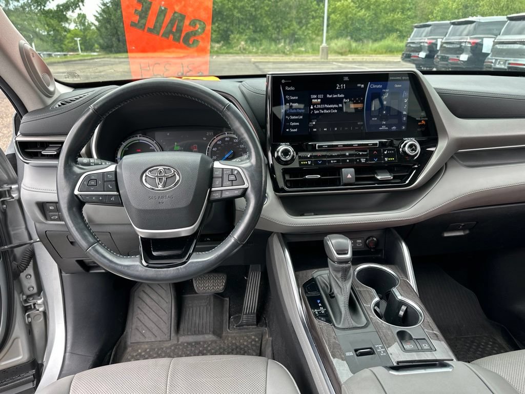 Used 2022 Toyota Highlander Limited AWD/4WD image 49