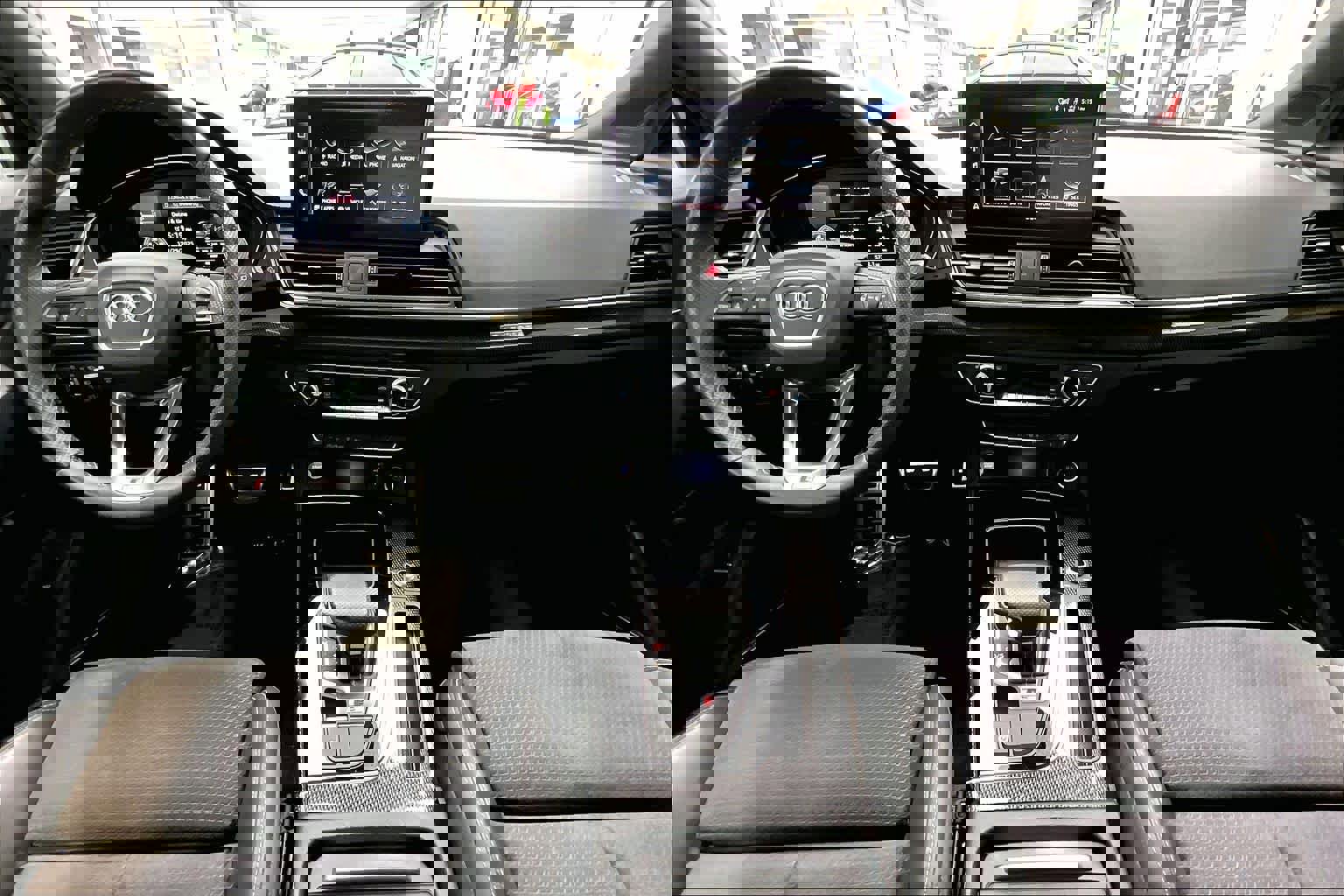 Used 2023 Audi SQ5 Prestige w/ Prestige Package image 14