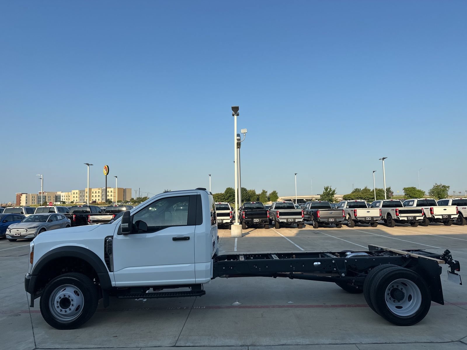 New 2025 Ford F450 XL RWD image 30