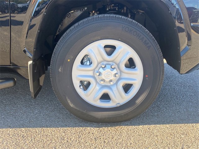 New 2026 Toyota Tundra SR image 9