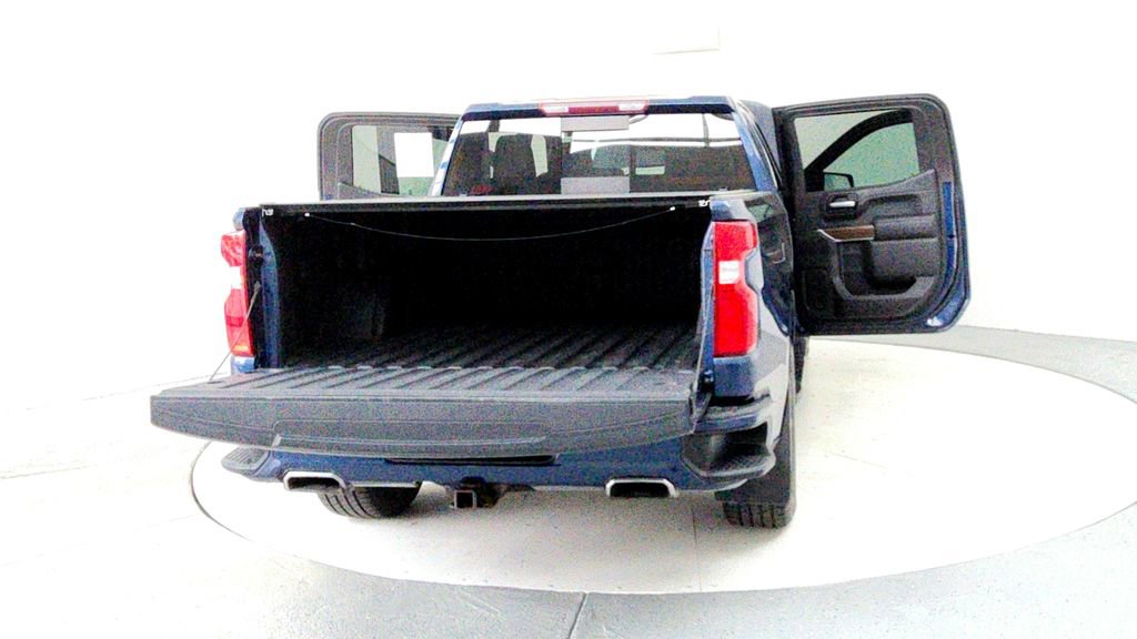 Used 2021 Chevrolet Silverado 1500 RST AWD/4WD image 11