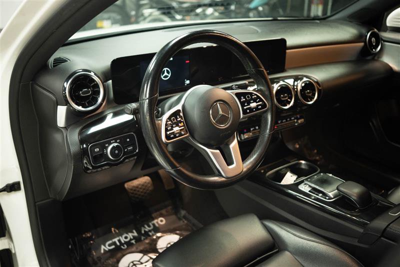 Used 2019 Mercedes-Benz A 220 4MATIC image 9