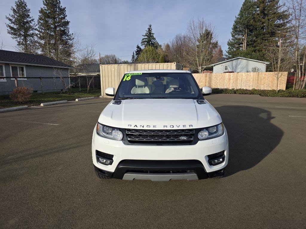 Used 2016 Land Rover Range Rover Sport SE image 2