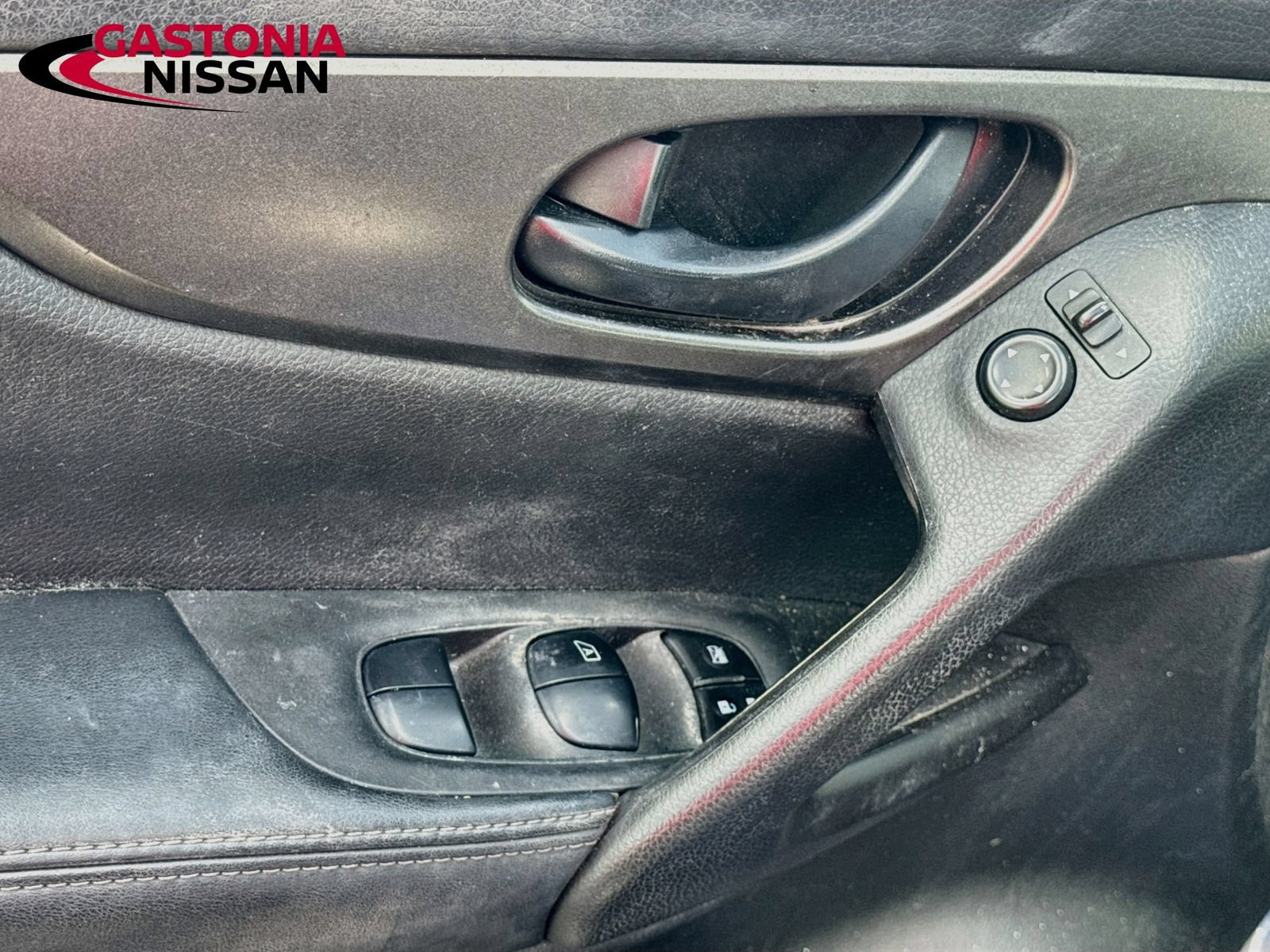 Used 2020 Nissan Rogue Sport S FWD image 21