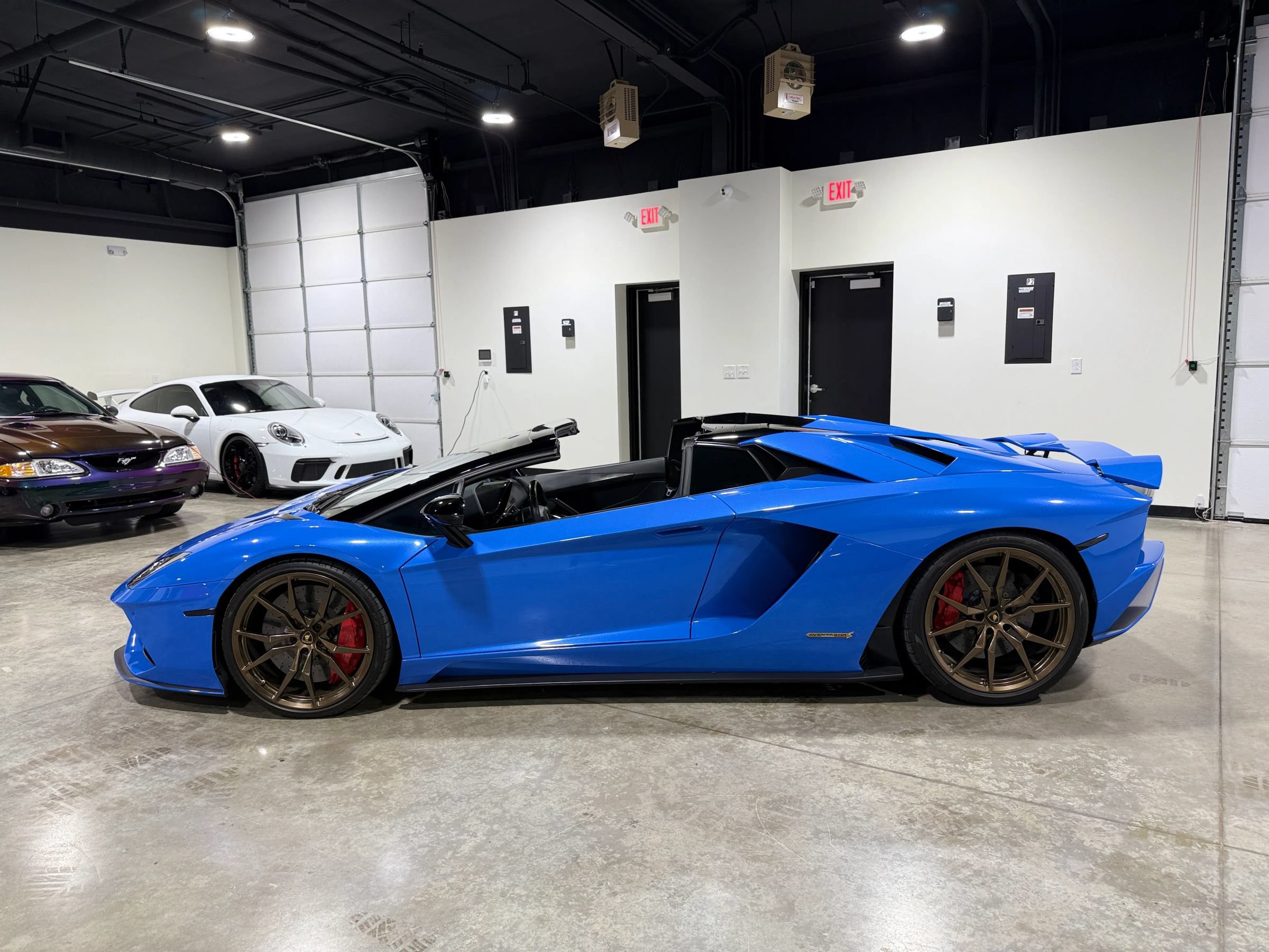 Used 2018 Lamborghini Aventador S AWD/4WD image 14
