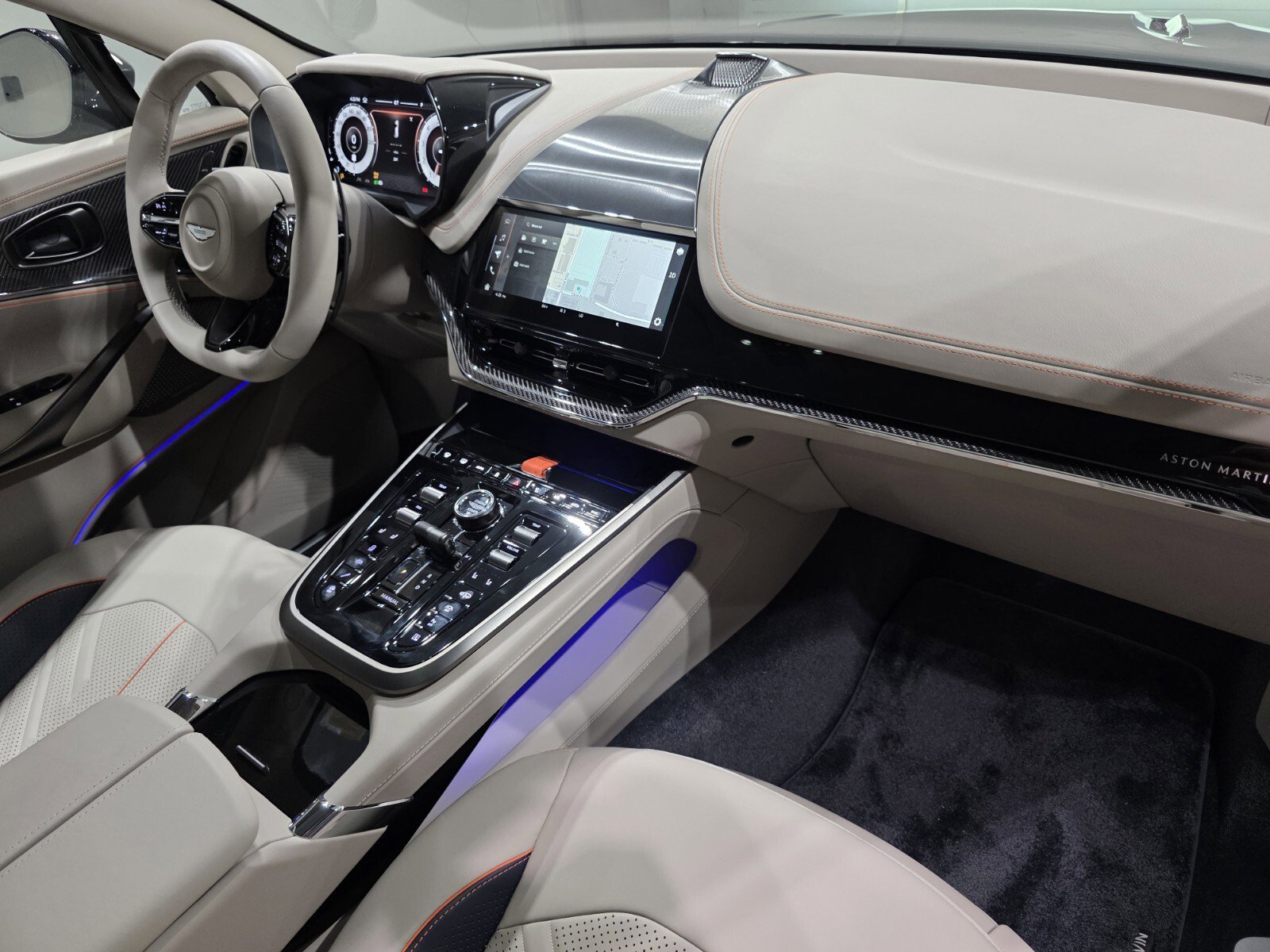 New 2026 Aston Martin DBX S image 24