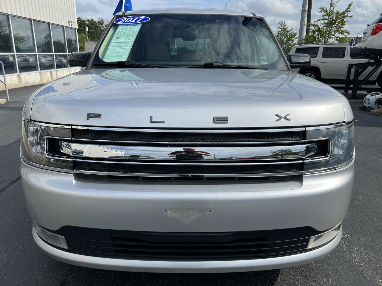 Used 2017 Ford Flex SEL w/ Equipment Group 202A AWD/4WD image 9