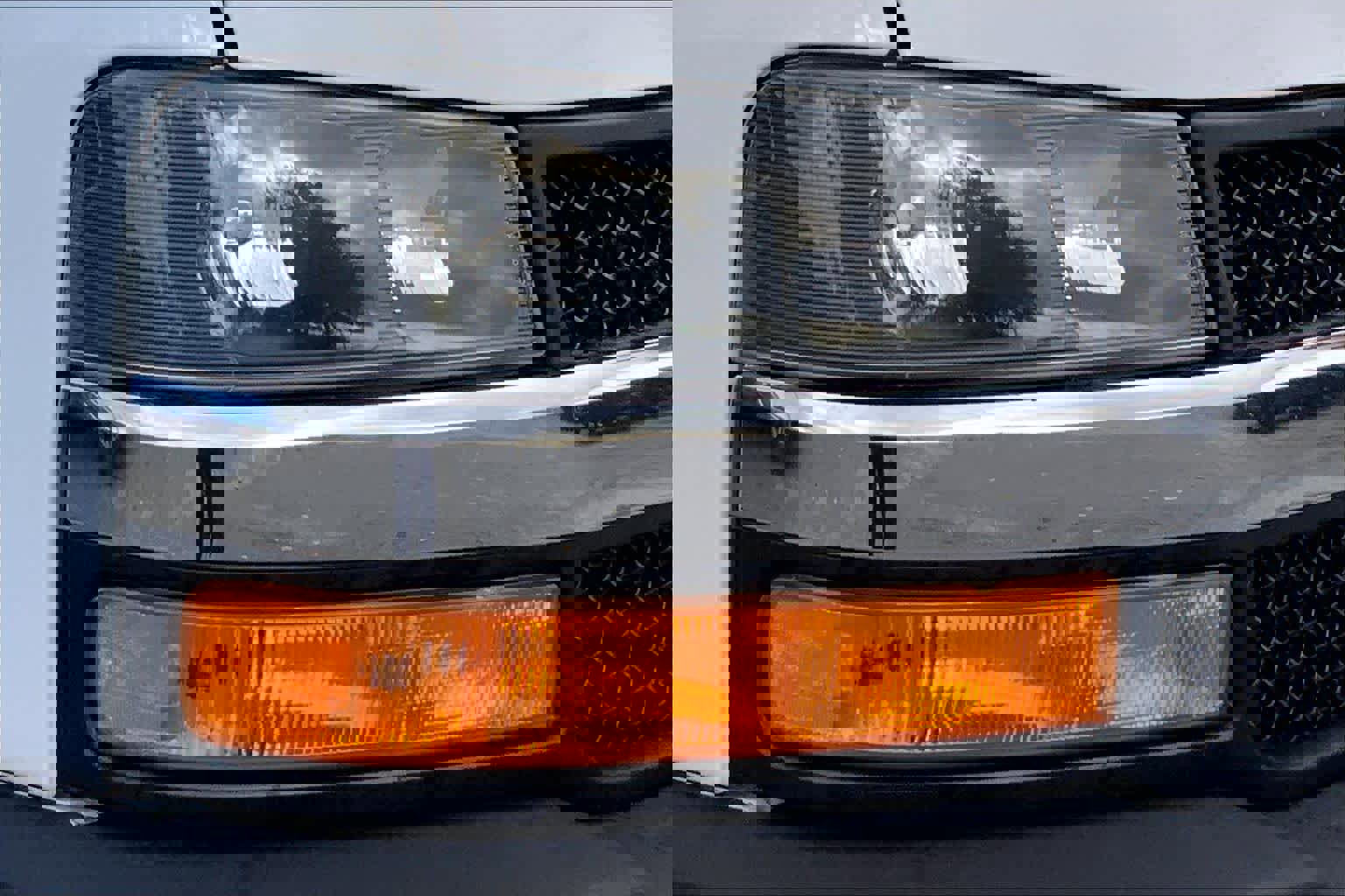 Used 2021 Chevrolet Express 2500 w/ Driver Convenience Package image 21