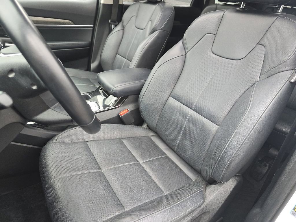 Used 2020 Kia Telluride EX w/ EX Premium Package image 23