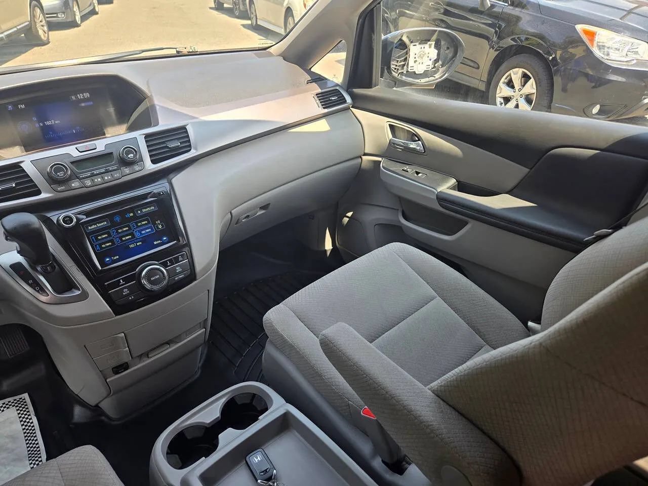 Used 2017 Honda Odyssey EX image 35