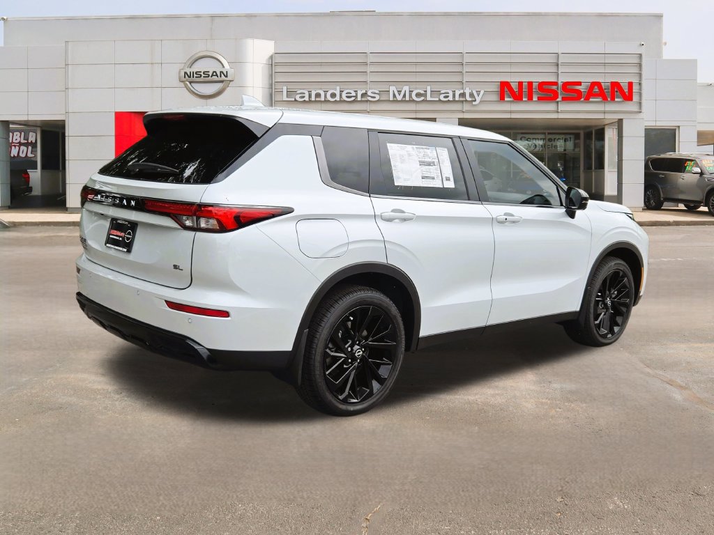 New 2026 Nissan Rogue SL AWD/4WD image 3
