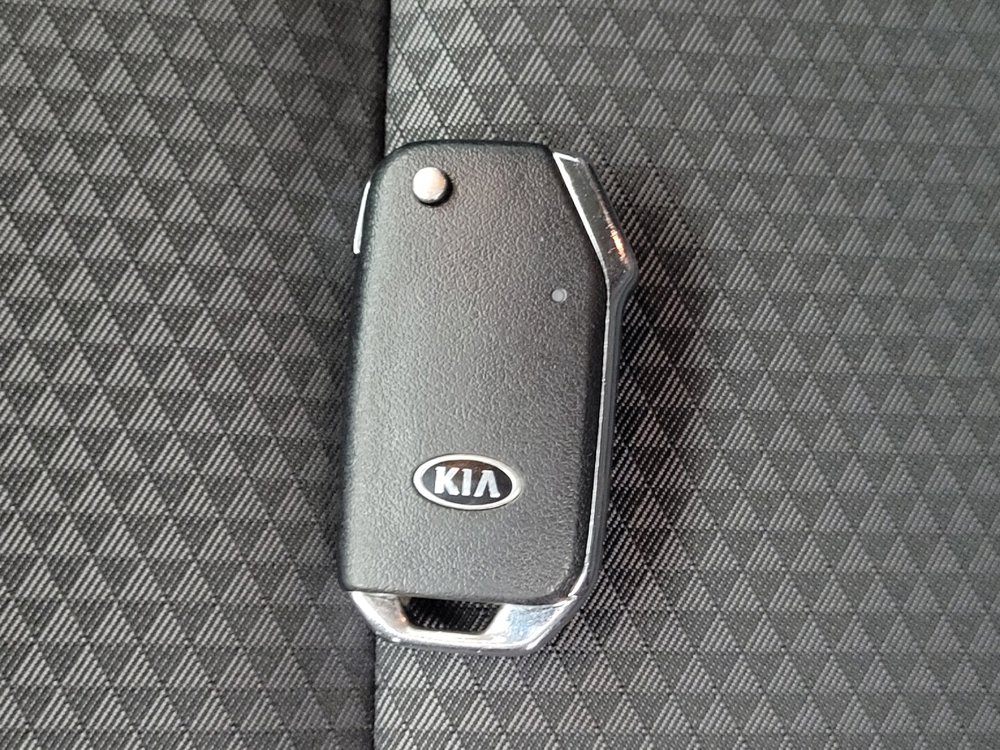 Used 2021 Kia Soul LX FWD image 32
