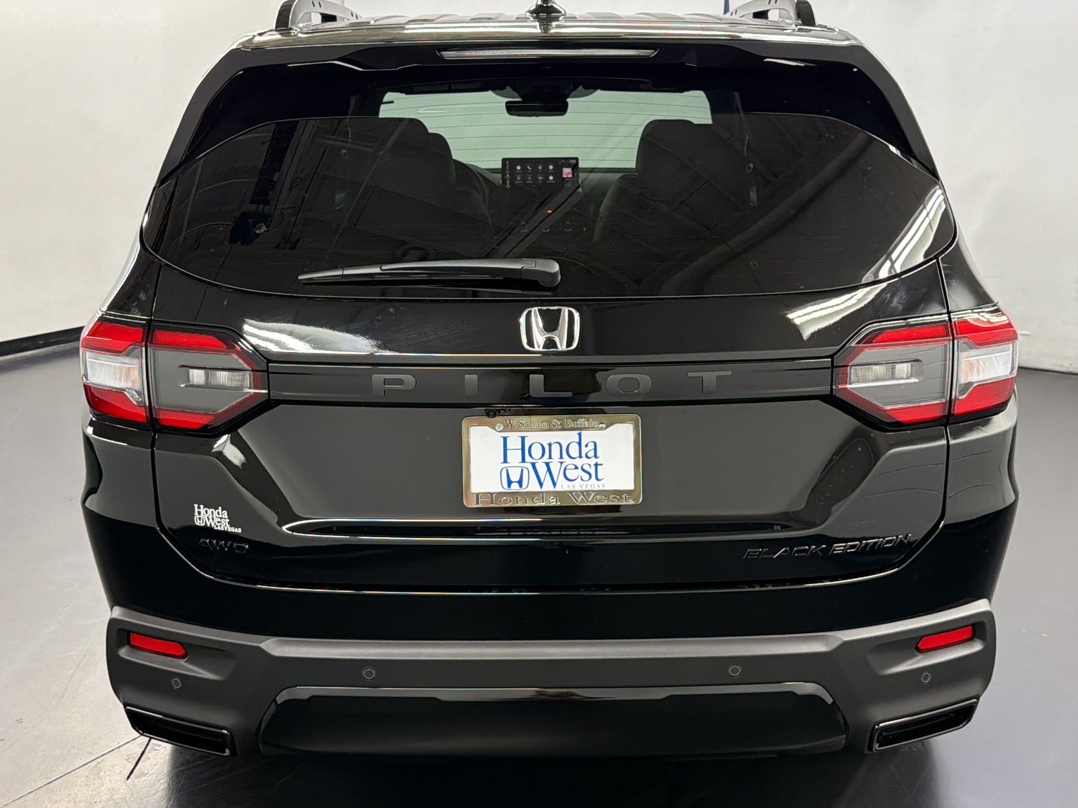 New 2026 Honda Pilot Black Edition image 10