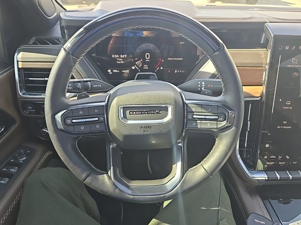 Used 2025 GMC Yukon XL Denali Ultimate AWD/4WD image 27