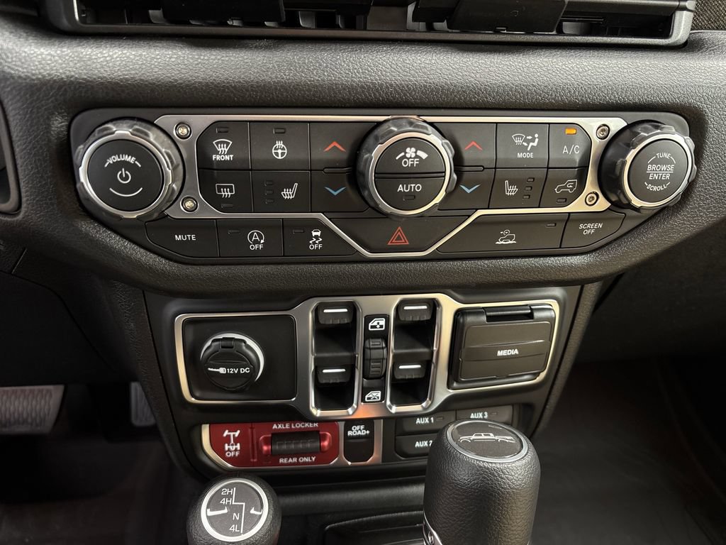 New 2026 Jeep Gladiator Sport AWD/4WD image 19