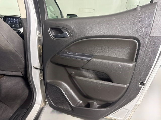 Used 2020 Chevrolet Colorado LT RWD image 26