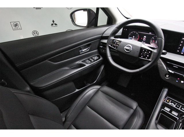Used 2025 Nissan Murano SV AWD/4WD image 8