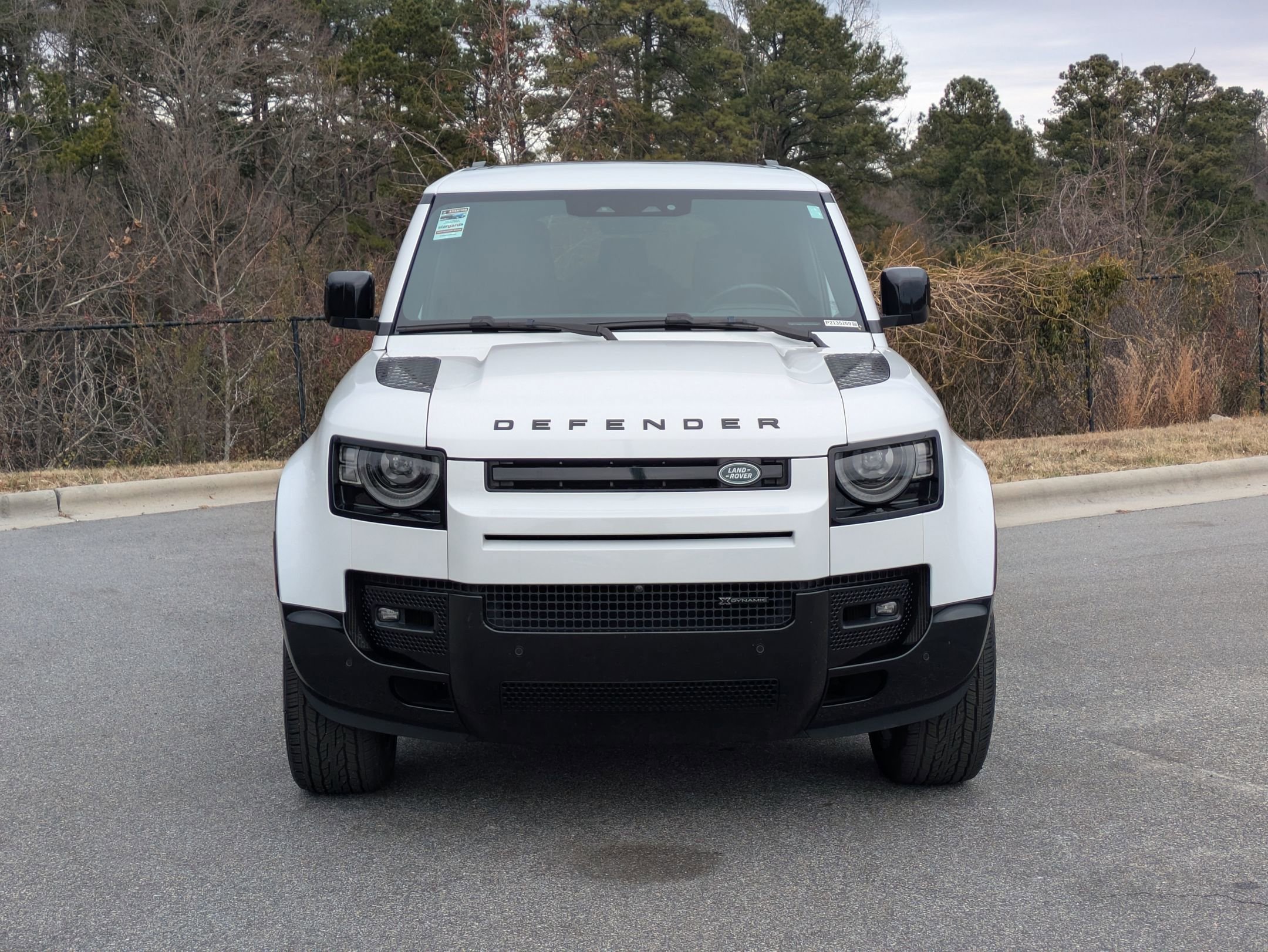 Certified 2023 Land Rover Defender 110 X-Dynamic SE image 2