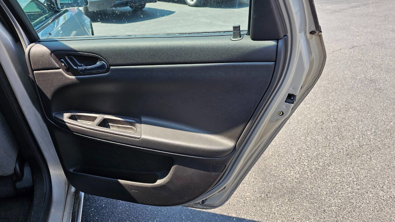 Used 2007 Chevrolet Impala LS image 22