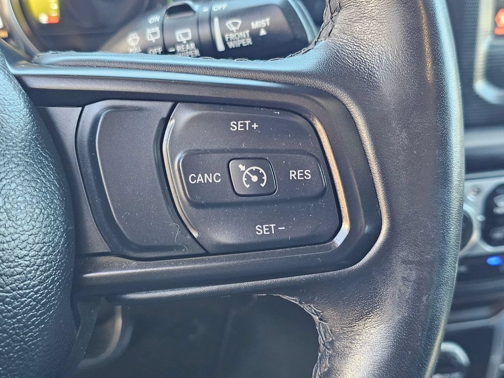 Used 2023 Jeep Wrangler Unlimited w/ Cold Weather Group AWD/4WD image 31