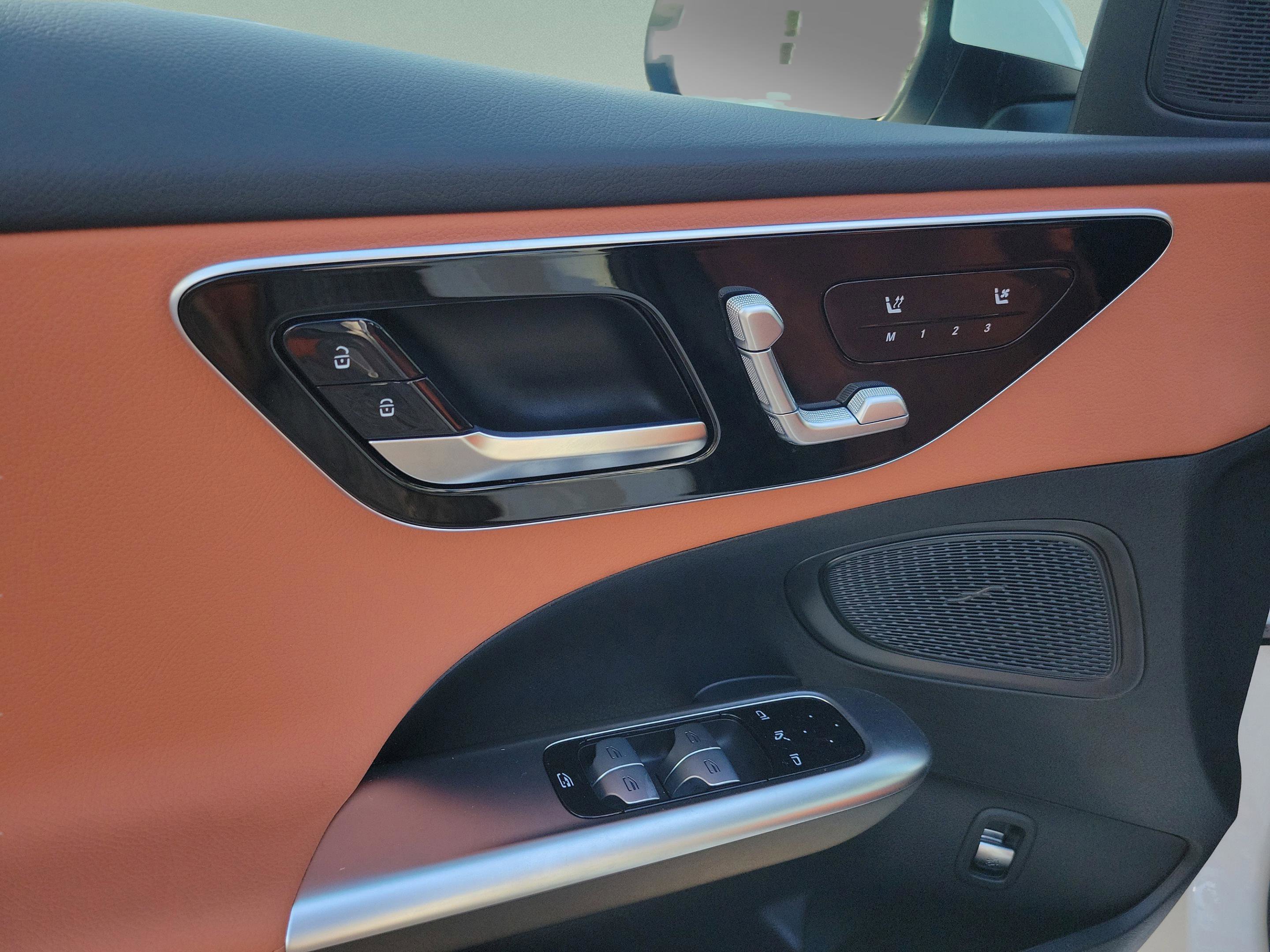 Certified 2025 Mercedes-Benz C 300 Sedan image 21