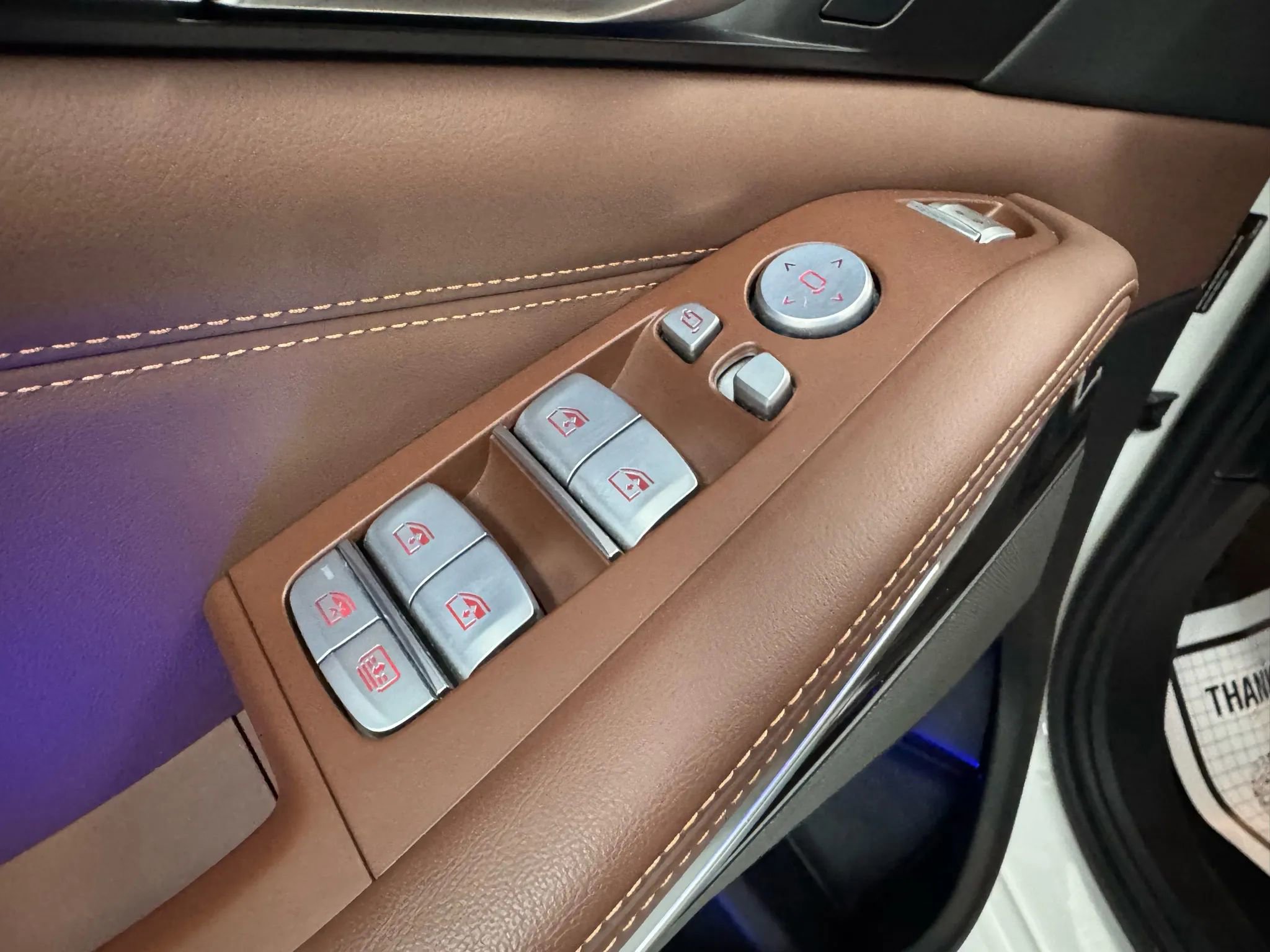 Used 2023 BMW X7 xDrive40i w/ Premium Package image 38