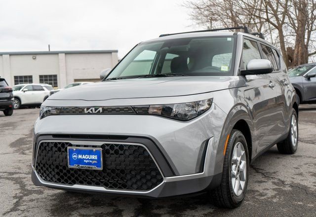 Used 2024 Kia Soul LX w/ Option Group 015 image 2