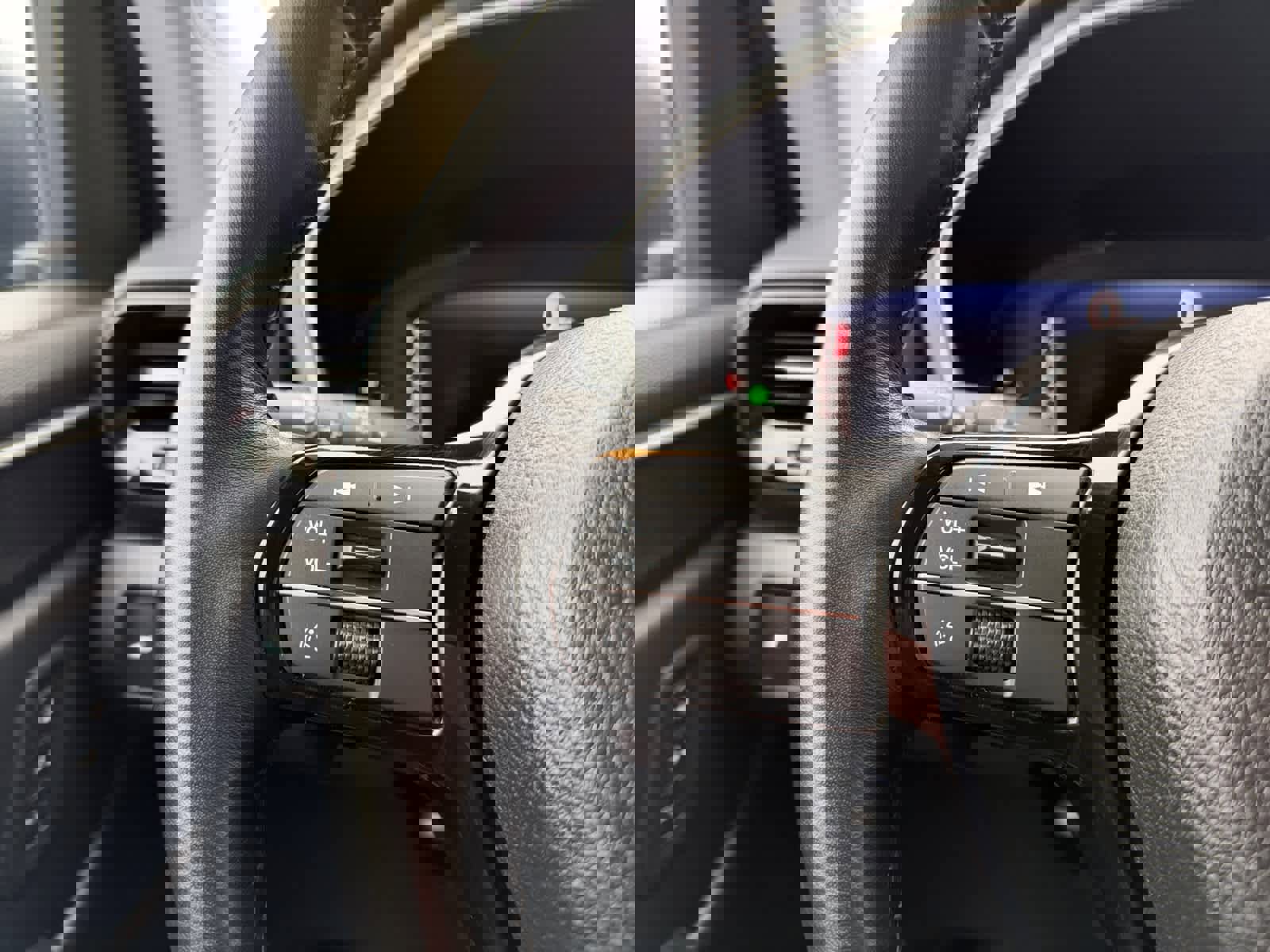 Used 2023 Honda Pilot Elite image 26