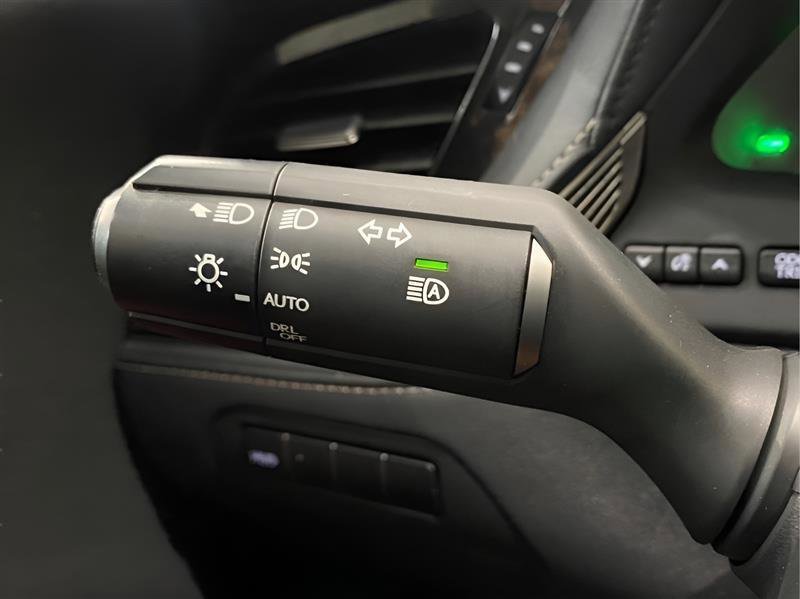 Used 2019 Lexus LS 500 F Sport w/ Accessory Package (Z1) AWD/4WD image 21