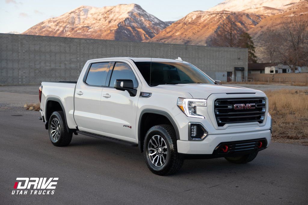 Used 2022 GMC Sierra 1500 AT4 w/ AT4 Premium Package image 2