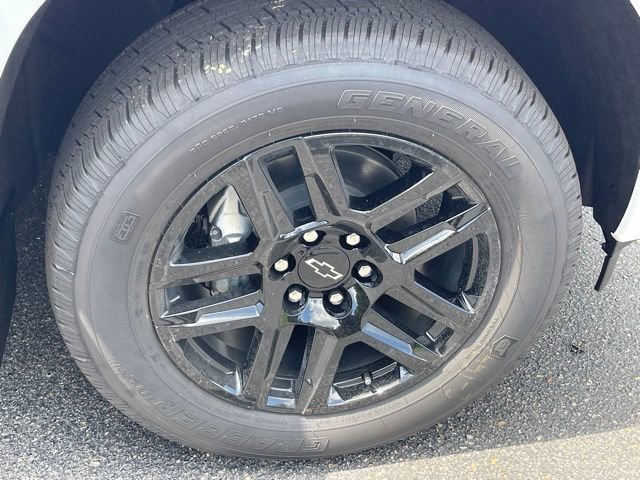 New 2025 Chevrolet Silverado 1500 Custom w/ LPO, Dark Essentials Package image 26