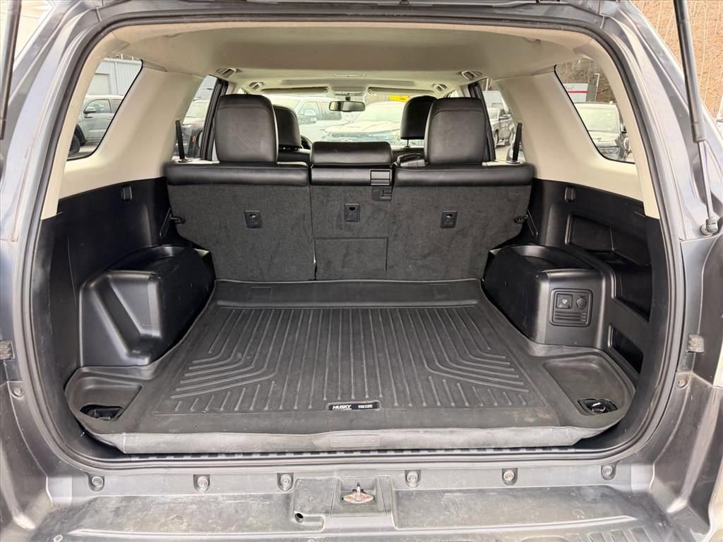 Used 2012 Toyota 4Runner SR5 w/ Premium Pkg image 24