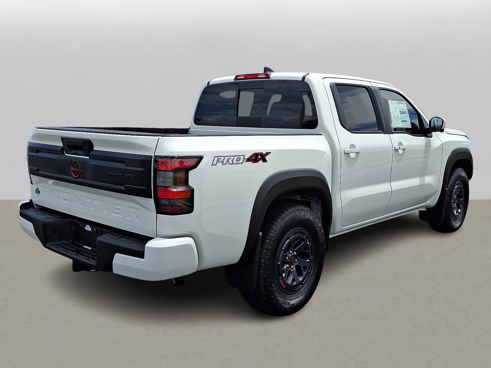 New 2025 Nissan Frontier PRO-4X w/ Pro Premium Package image 3