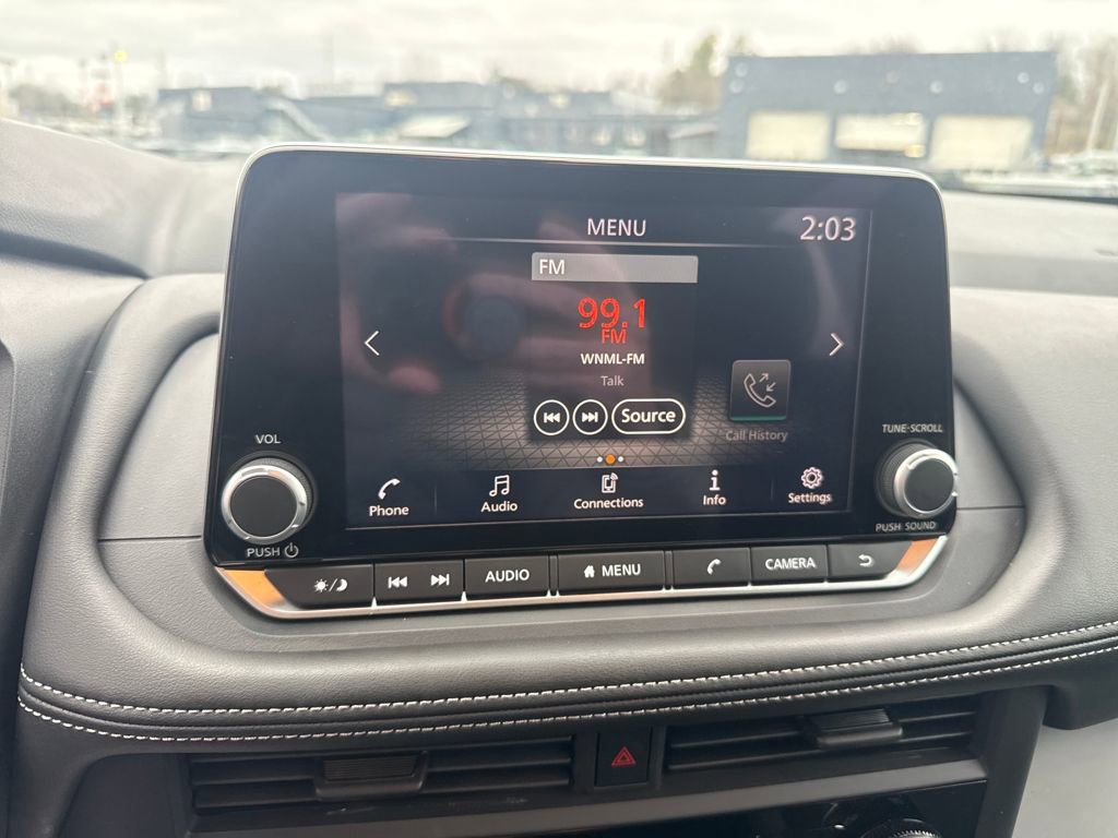 Used 2025 Nissan Rogue S image 20